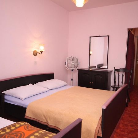 Apartments And Rooms By The Sea Sucuraj, Hvar - 4029 Phòng bức ảnh