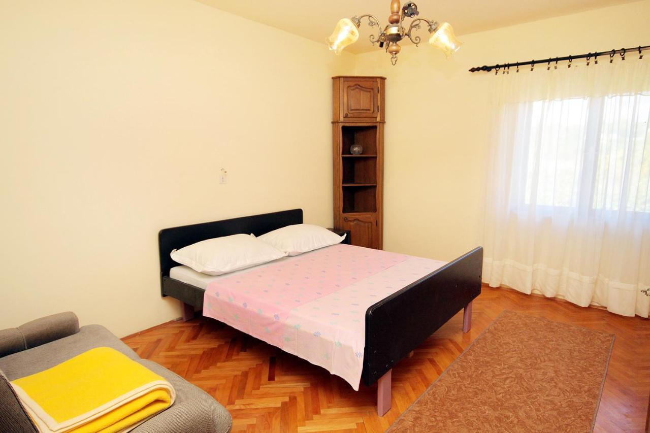 Apartments And Rooms By The Sea Sucuraj, Hvar - 4029 Ngoại thất bức ảnh